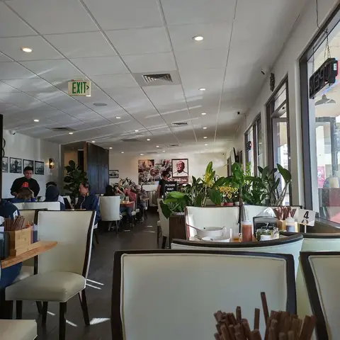 Phở Thìn 13 Lò Đúc: Chiến Thắng Pháp Lý Tại Mỹ Và Bài Học Về Bảo Hộ Thương Hiệu Quốc Tế Phở Thìn 13 Lò Đúc: Chiến Thắng Pháp Lý Tại Mỹ Và Bài Học Về Bảo Hộ Thương Hiệu Quốc Tế